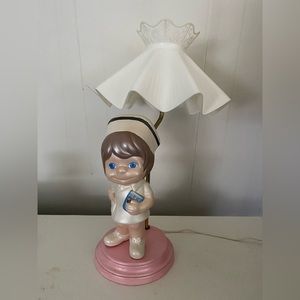 Vintage Atlantic Mold Nurse Sue nightlight lamp with original shade